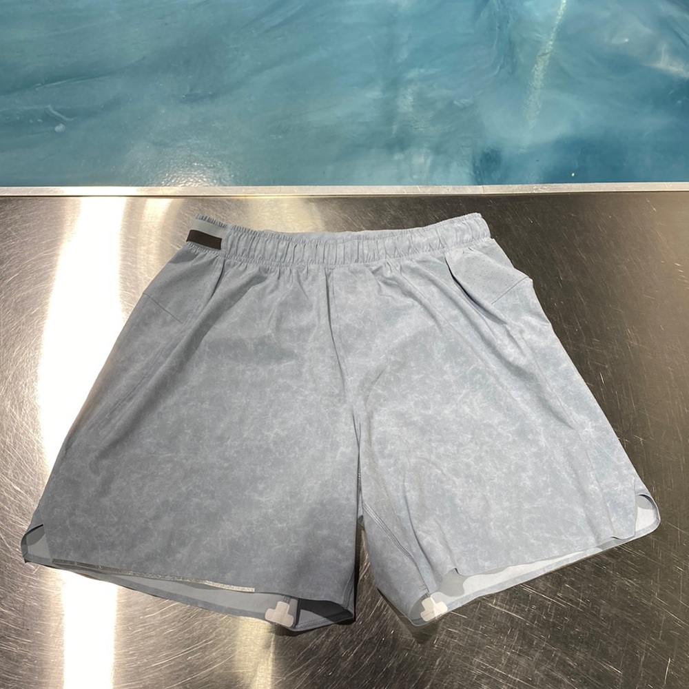 Brand New Without Tags Mens Lululemon Surge Short 6in